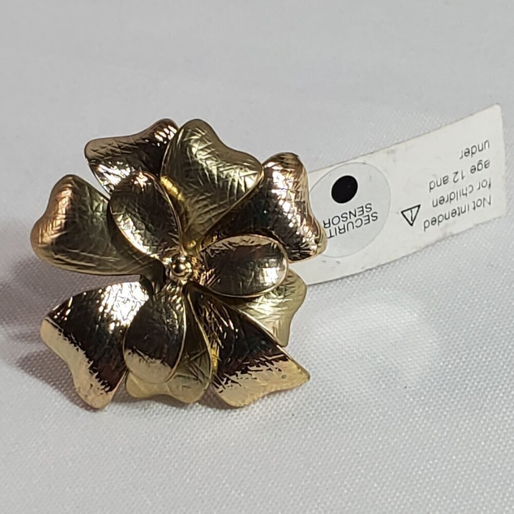 Gold Flower Adjustable Stretch Ring For Women NWT - Picture 9 of 10